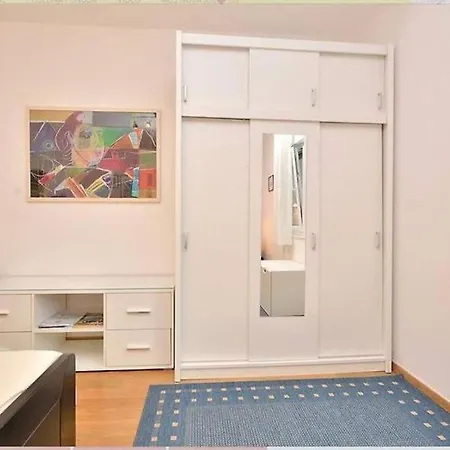 Ivana Apartment *